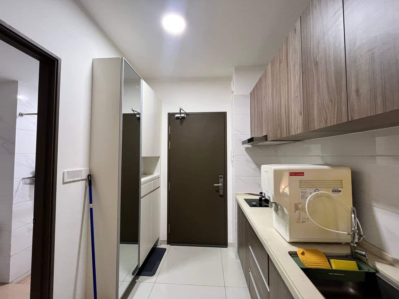 Studio Central Park, Tampoi 7
