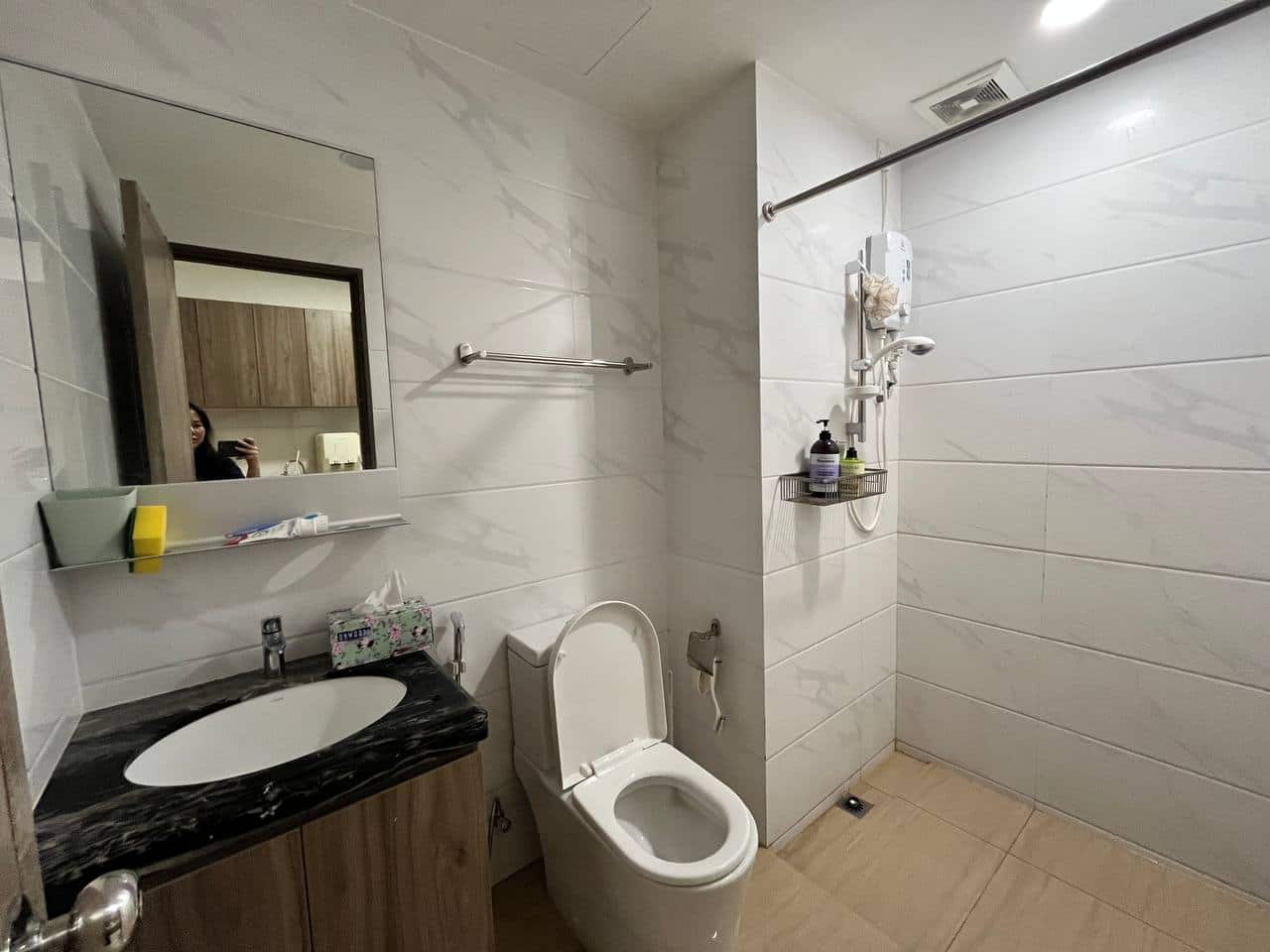 Studio Central Park, Tampoi 8