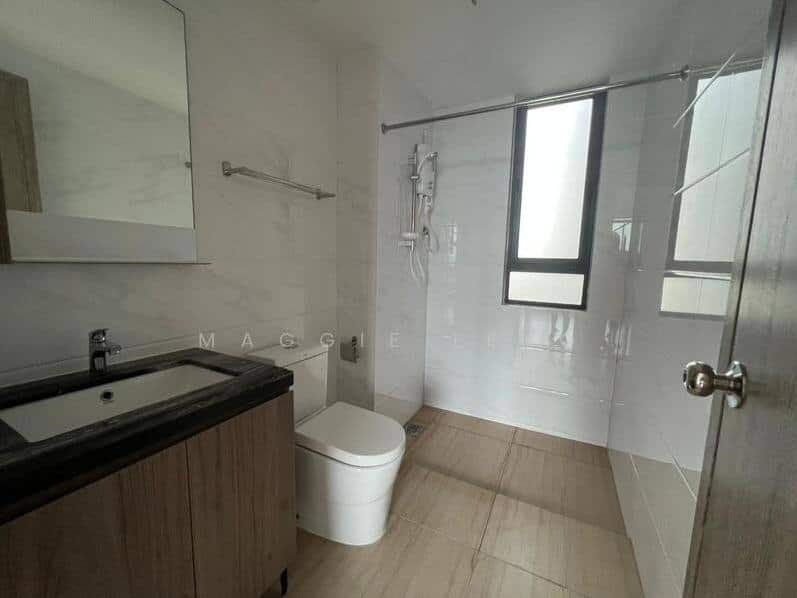 Service Residence Block A2 Country Garden Central Park 5