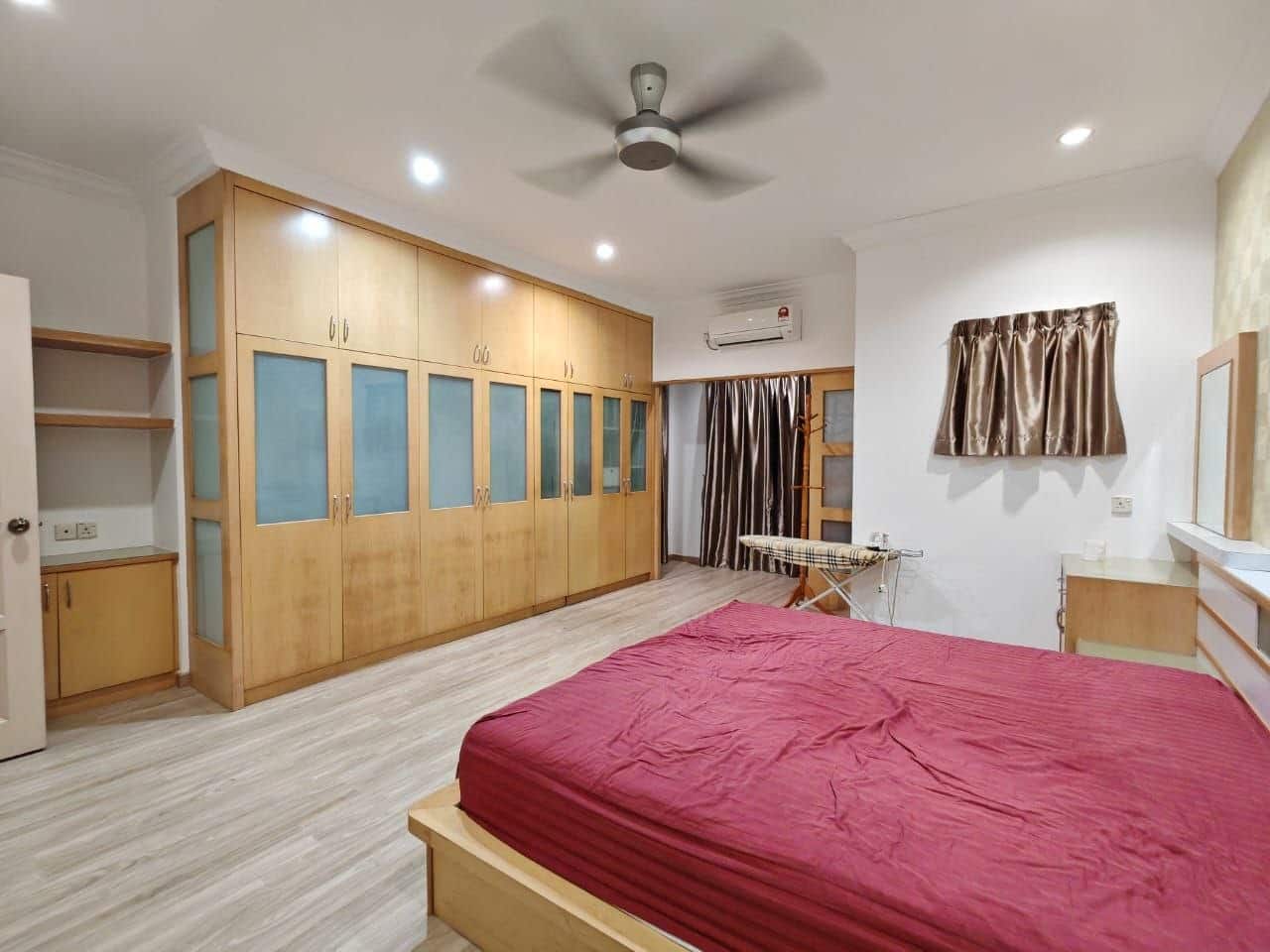 Double Storey Terrace House Jalan Permas 14 7