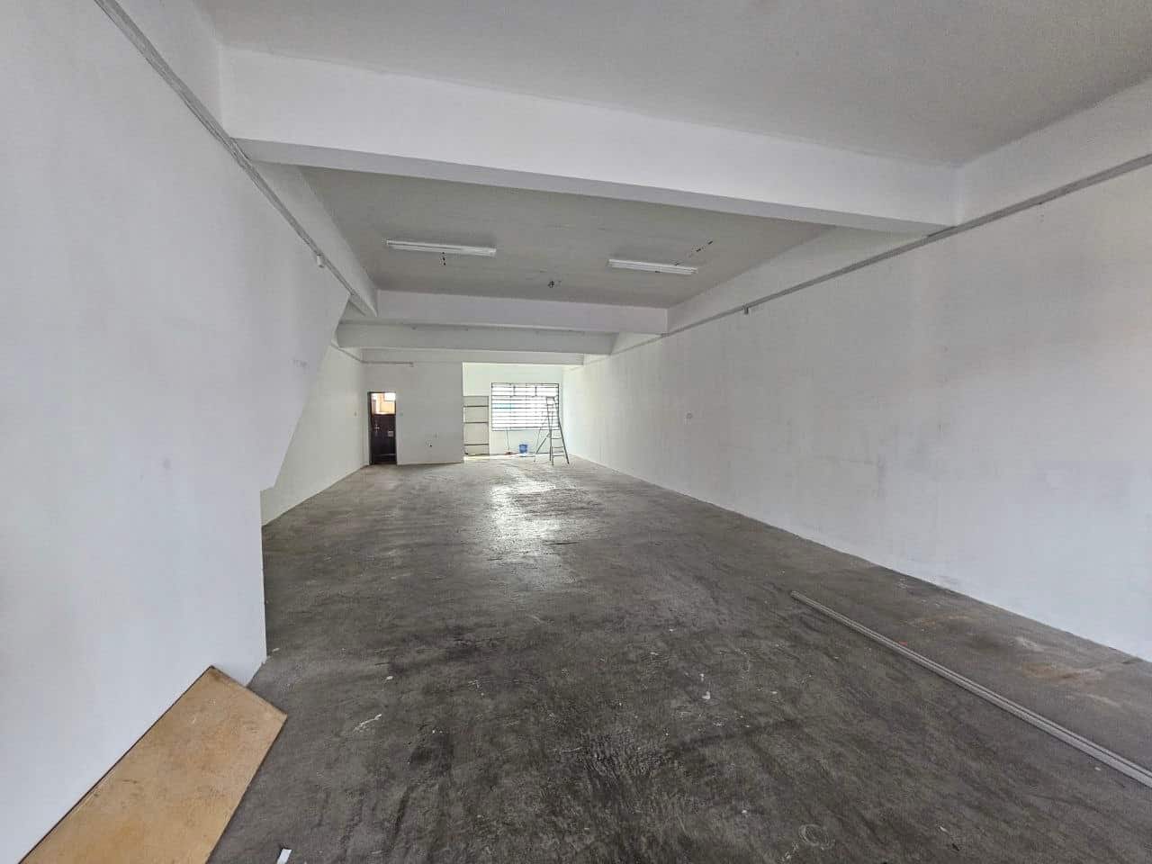 Double Storey shoplot Bestari Indah 4