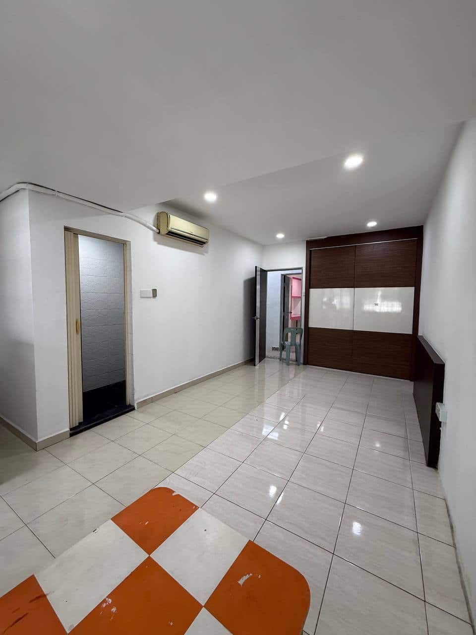 Double Storey Low Cost Taman Johor Jaya 7