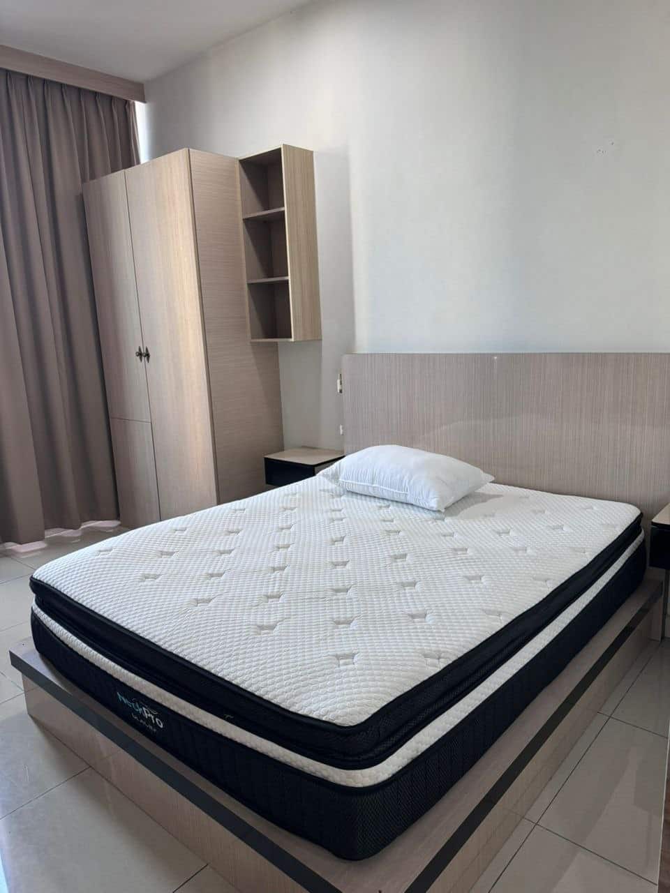 Studio Greenfield Regency 3