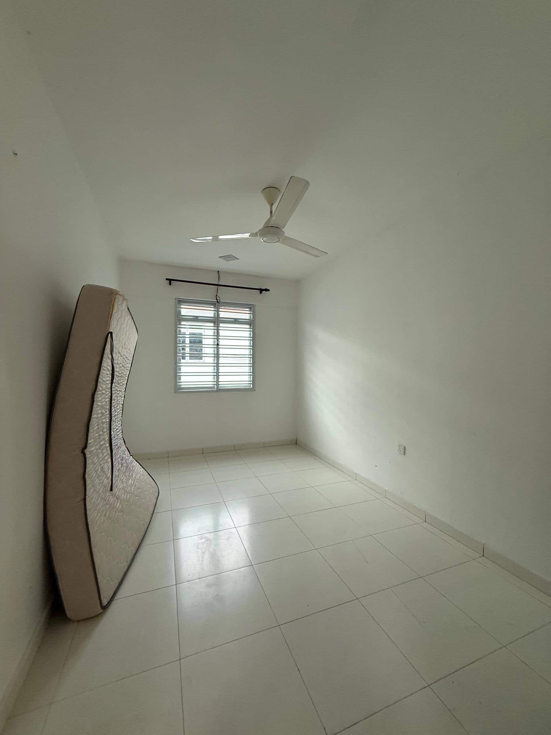 Double Storey Terrace Scientex Jaya 1x 9