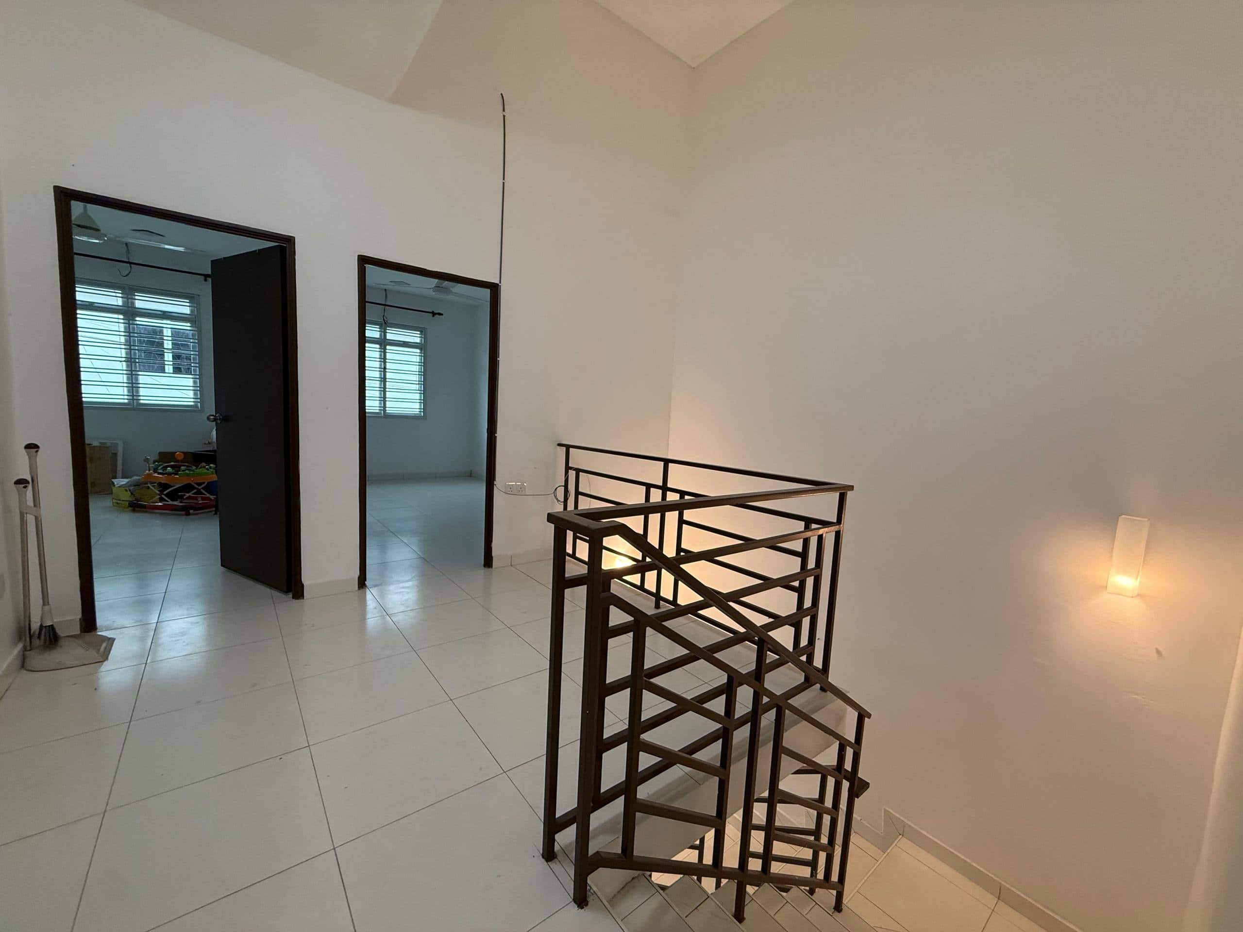 Double Storey Terrace Scientex Jaya 1x 6