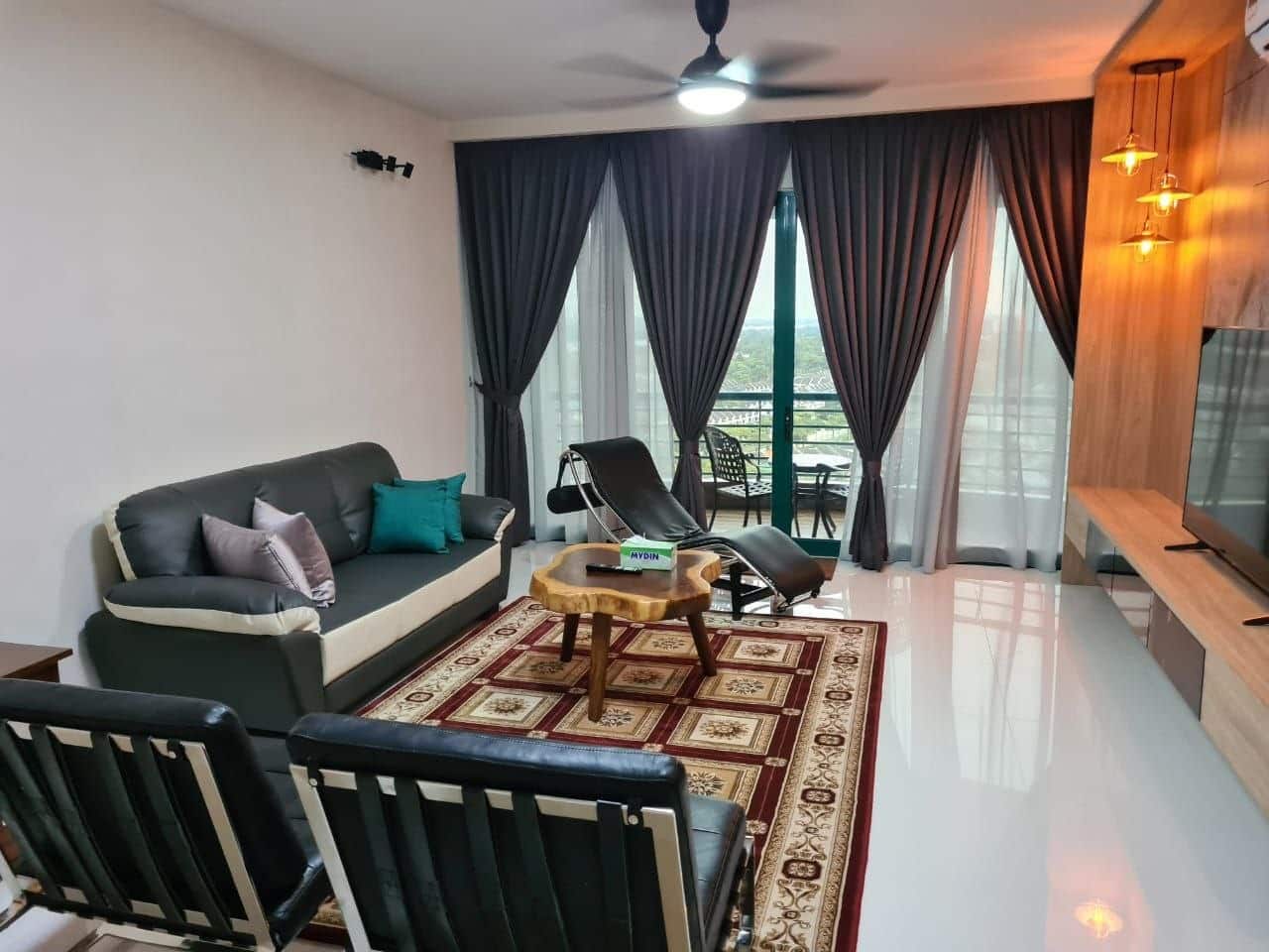 Condo Straits View Condo