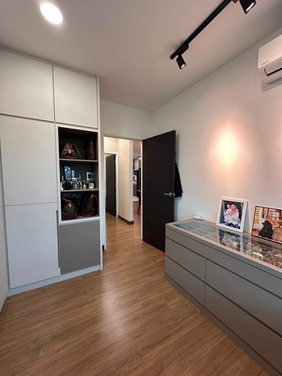 Apartment Larkin Residence Phase 2 6