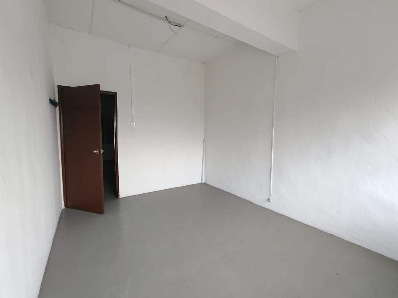 2nd Floor Jalan Ros Merah 4
