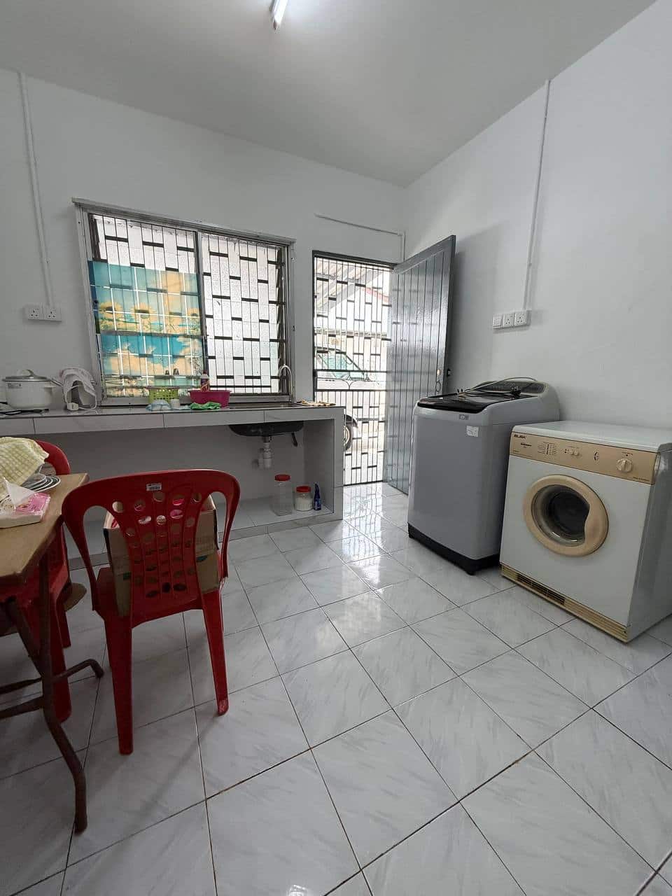 Single Storey Semi D Taman Iskandar 8