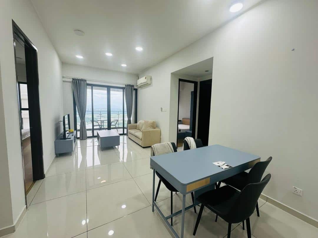 Condo Country Garden Danga Bay Royal Strand