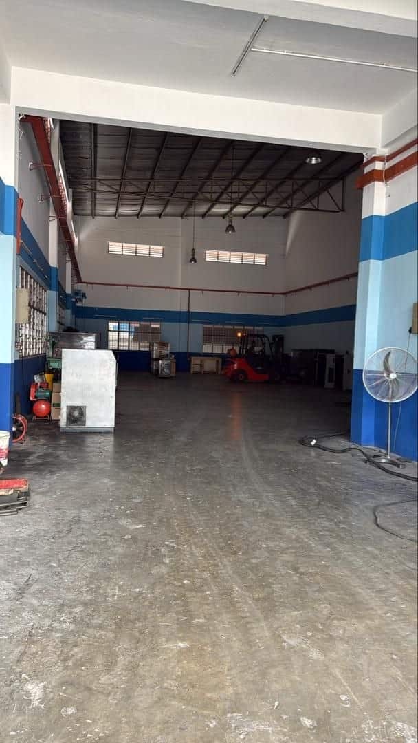 1.5 Storey Semi-Detached Factory Desa Cemerlang 3