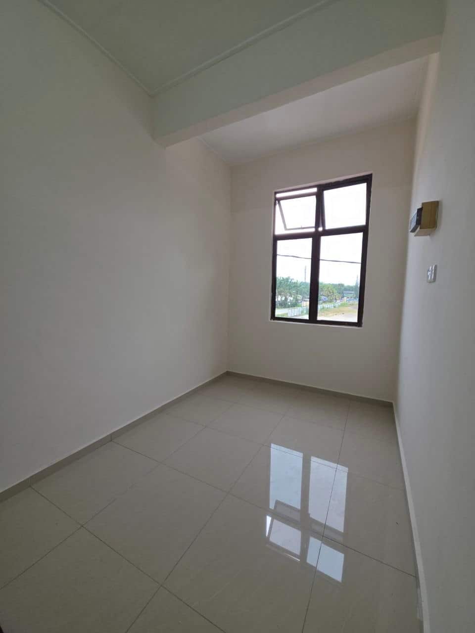 Double Storey Terrace Jalan Mewah Pekan Nanas 7