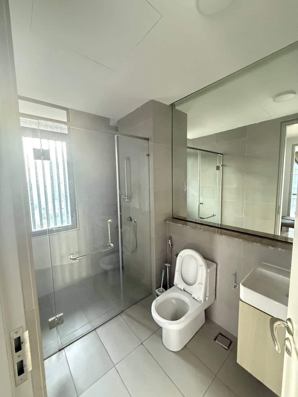 Dual key unit Grand Medini 8