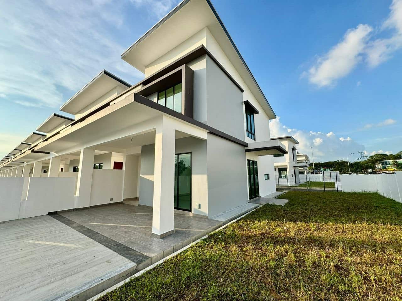 2 Storey Terrace House Adda Height