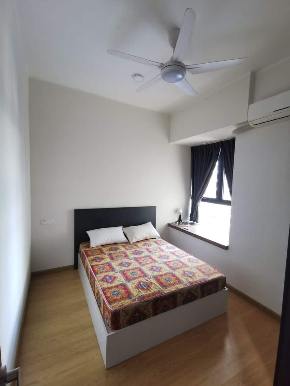 Services Apartment AmberSide @ Country Garden danga bay 3