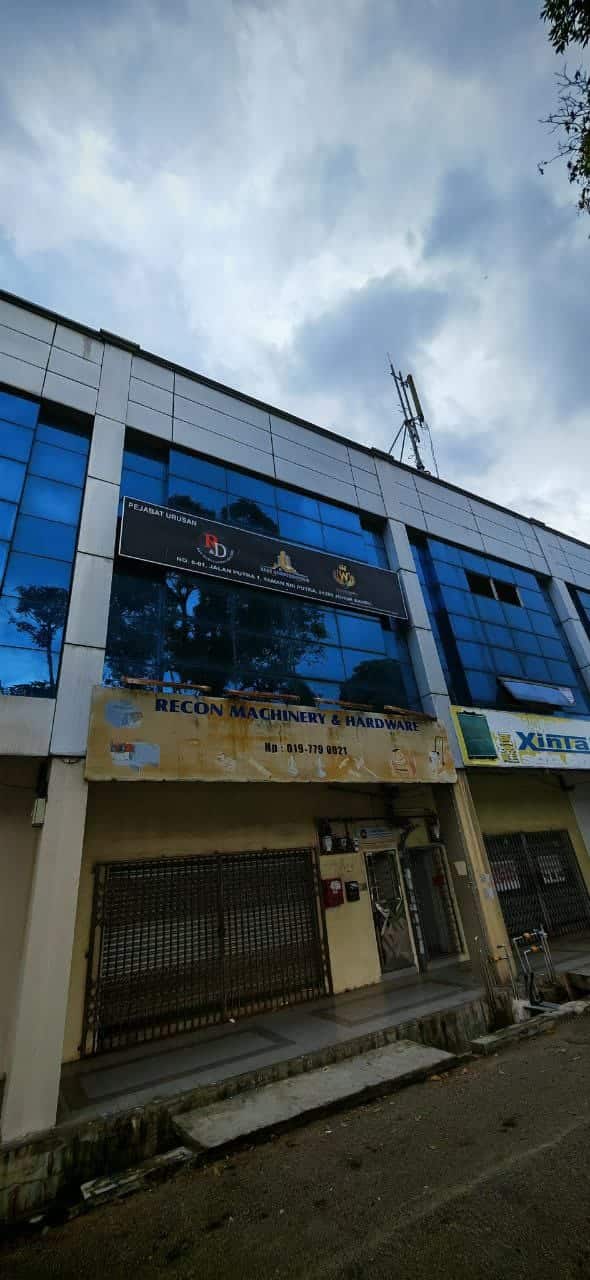 2nd Floor of Three Storey Shoplot Taman Sri Putra 3