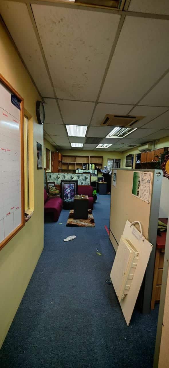 2nd Floor of Three Storey Shoplot Taman Sri Putra 7