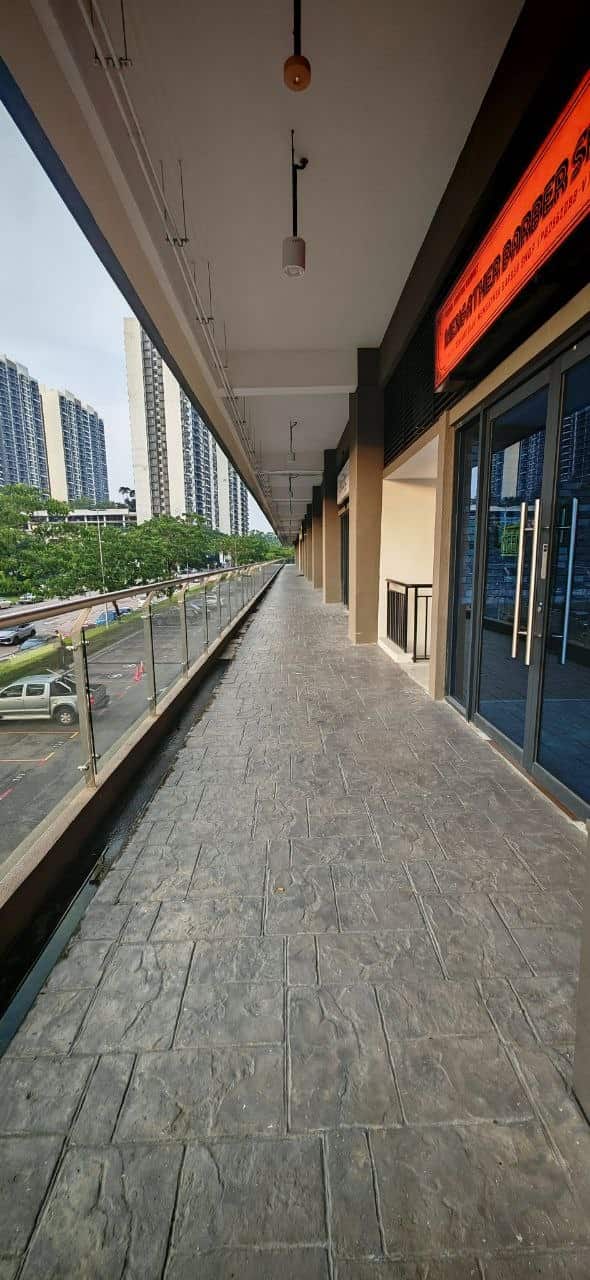 Shoplot Laman Damai Country Garden 7
