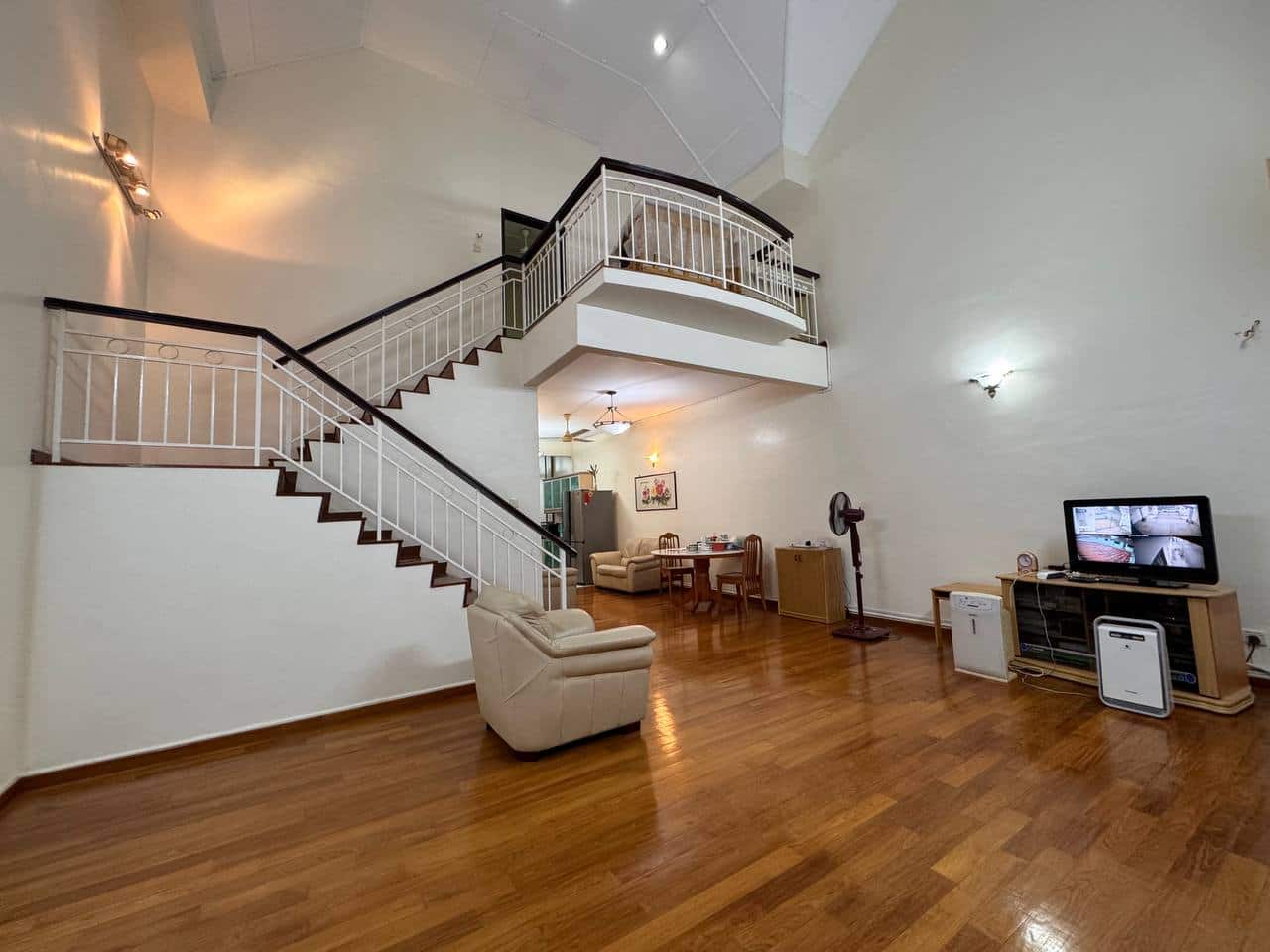 1.5-Storey Terrace Taman Pelangi Indah 2