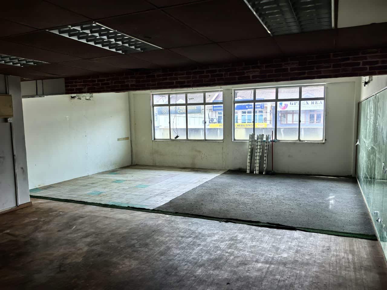 2 storey shop lot Jalan Molek 2/x 2