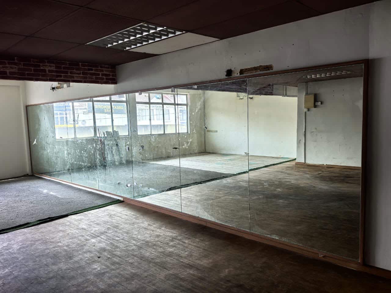 2 storey shop lot Jalan Molek 2/x 3