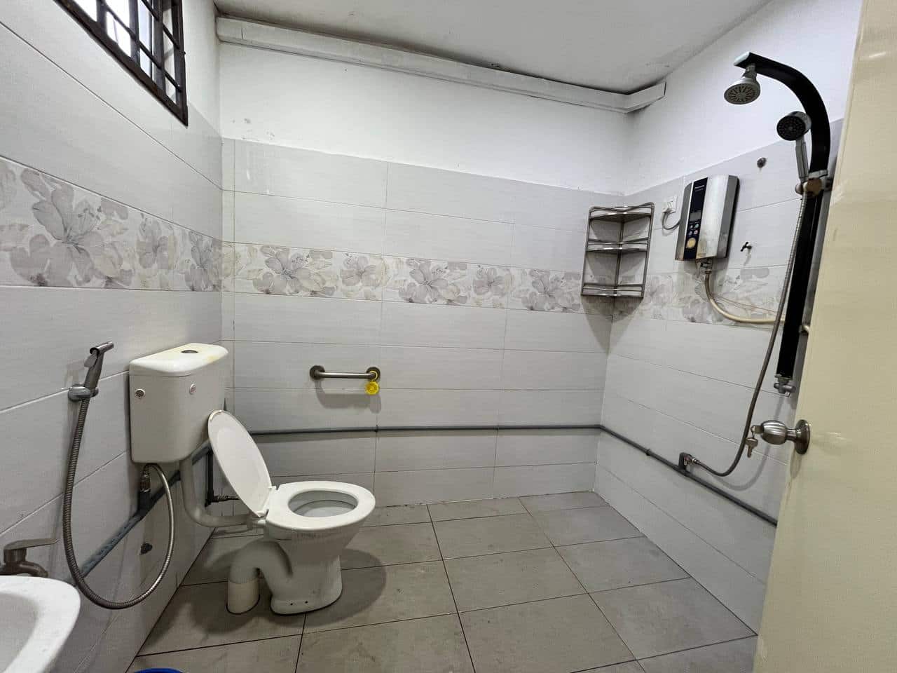 Double Storey Bandar Seri Alam 7