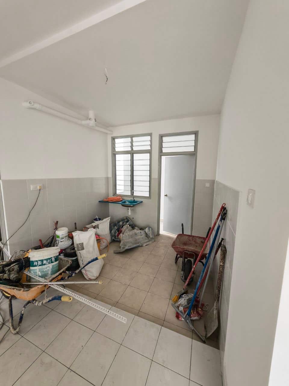 Apartment Jalan Seri Molek Perdana 2 9
