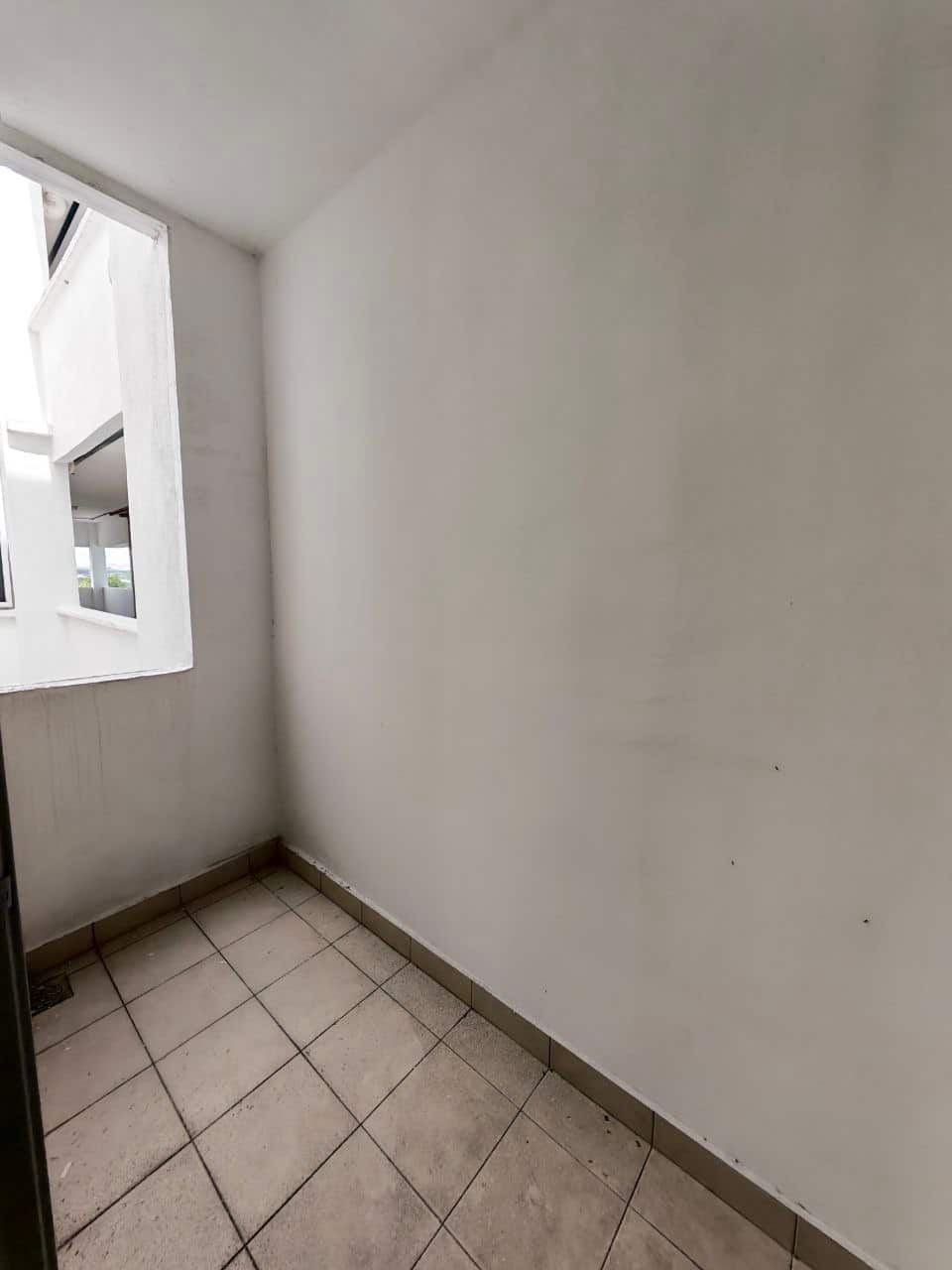 Apartment Jalan Seri Molek Perdana 2 7