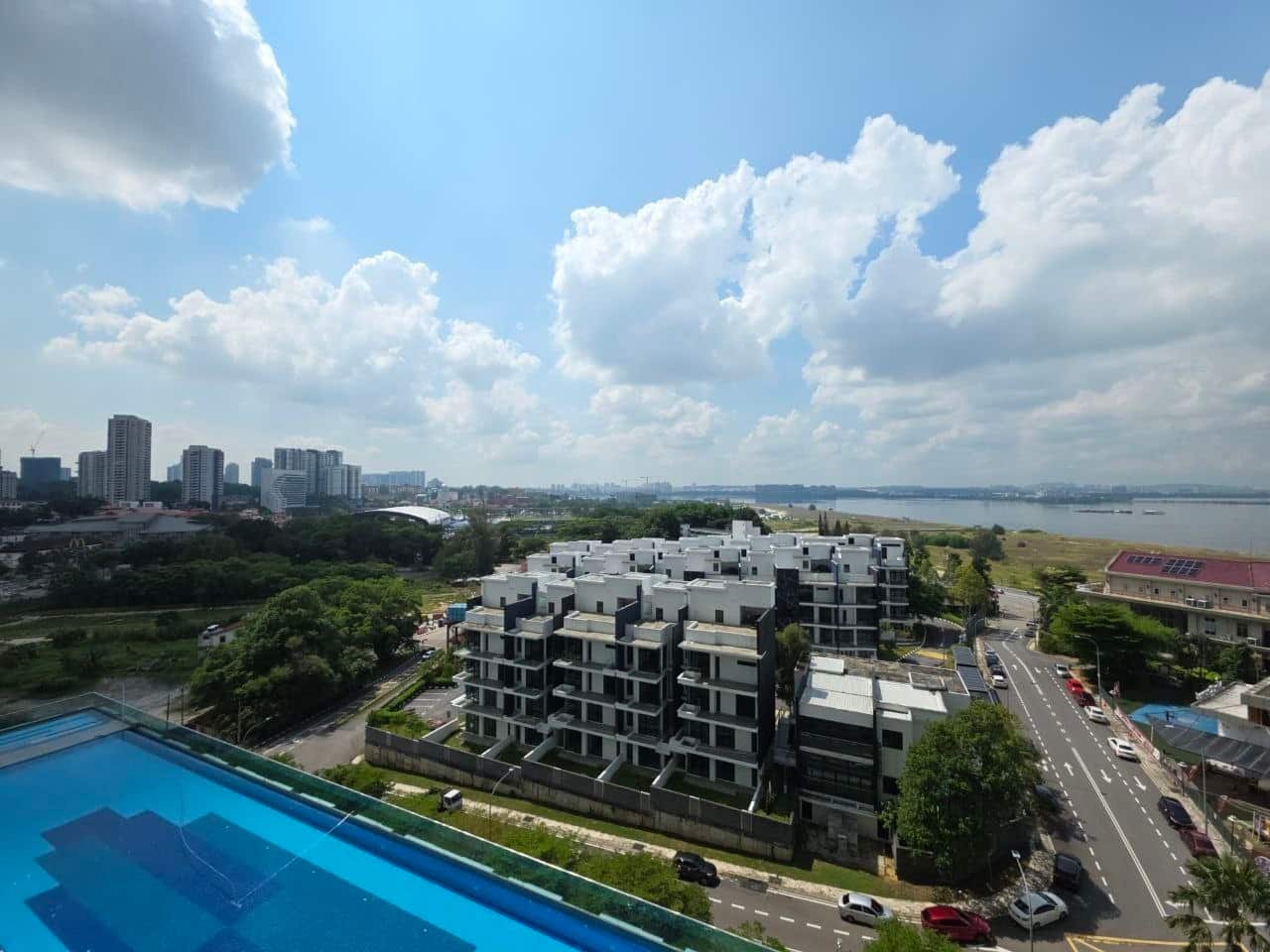 Condo Paragon Residence Straits View 4