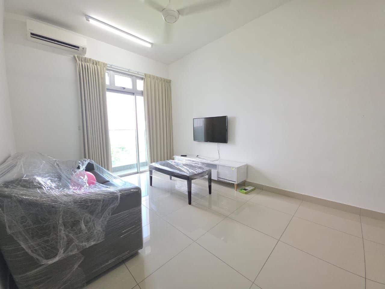 Condominium Meridin Bayvue 2