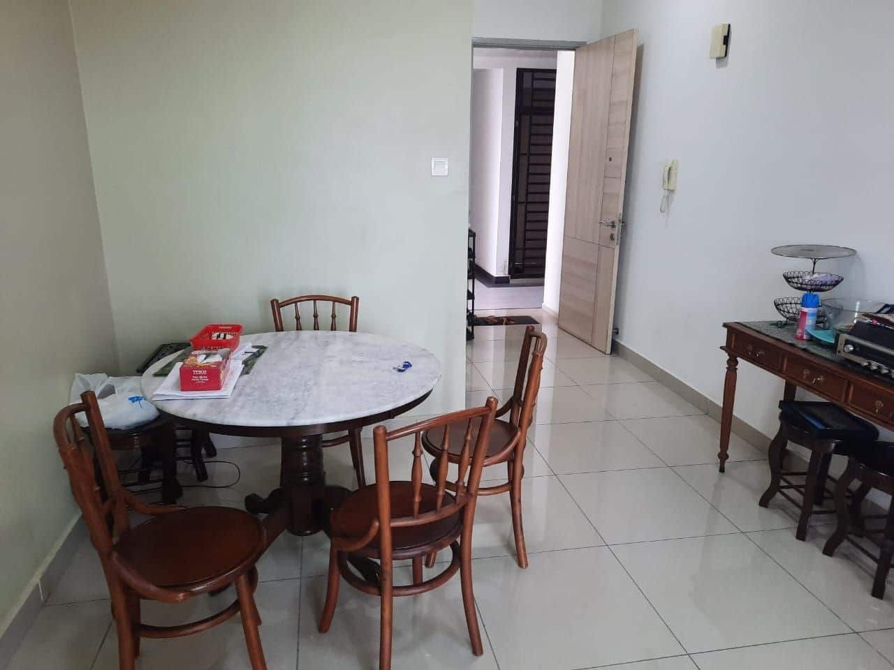 Season Luxury Apartment Larkin 4