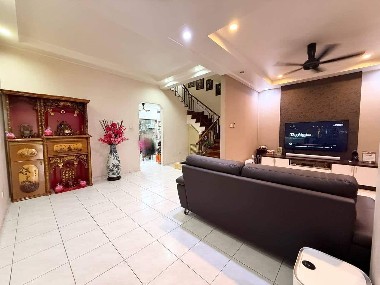 Double Storey Terrace House Taman Daya 2