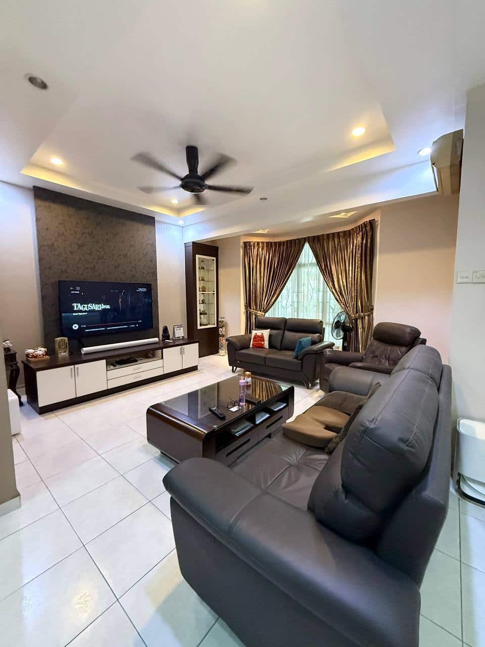 Double Storey Terrace House Taman Daya 1