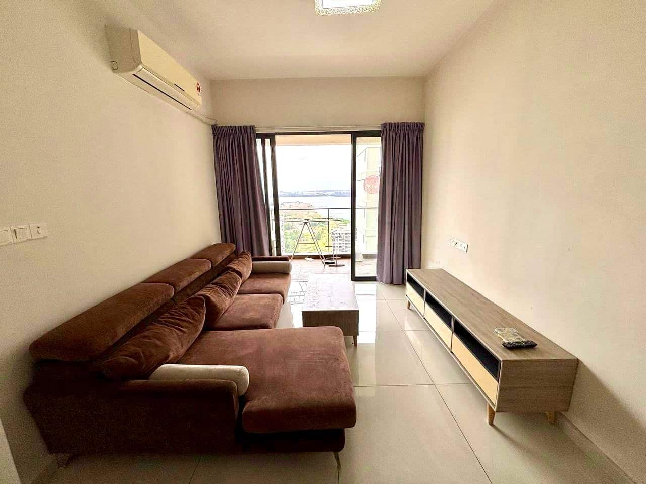 Condo Country Garden Danga Bay 2