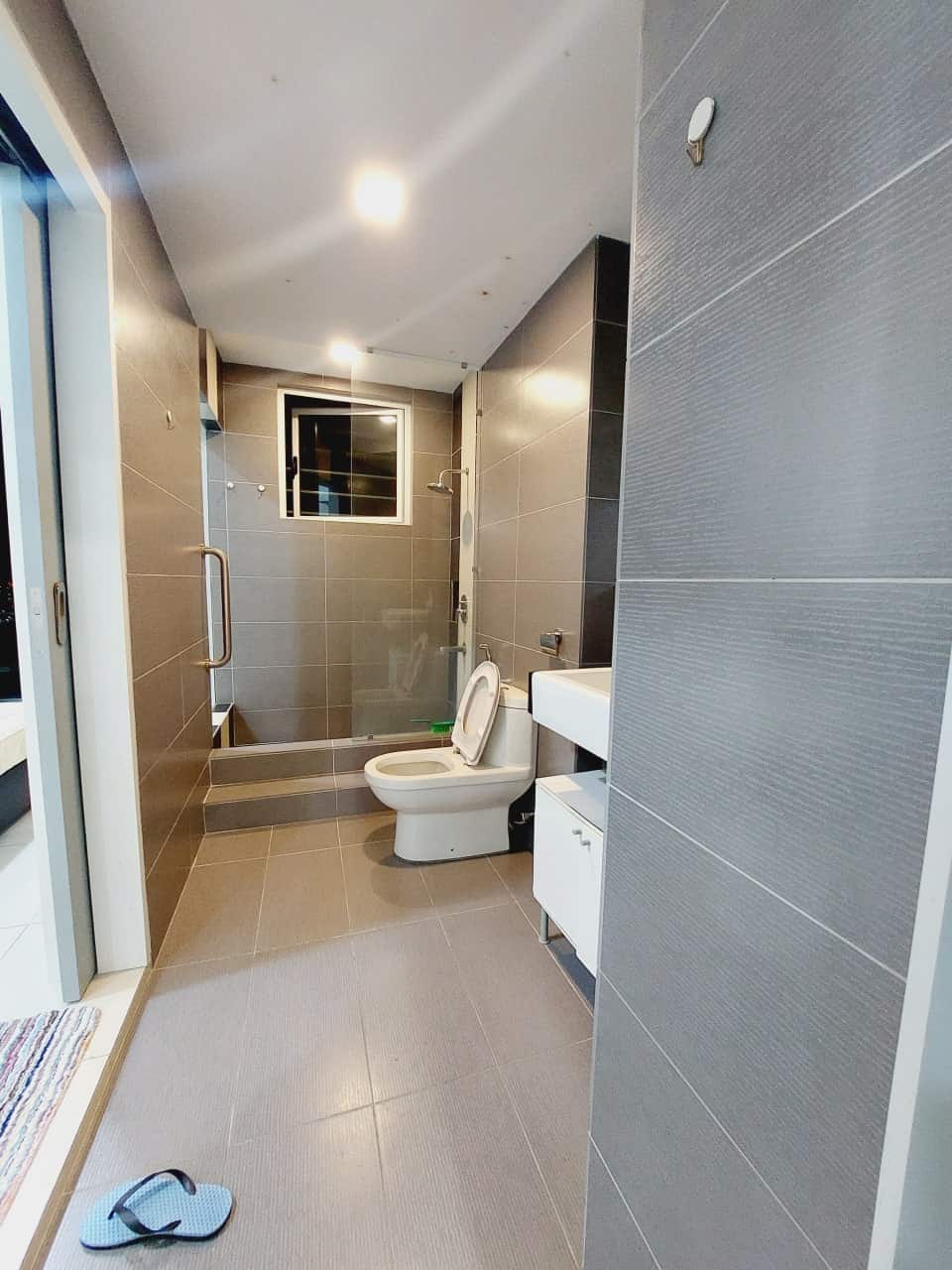Studio Danga Bay 7