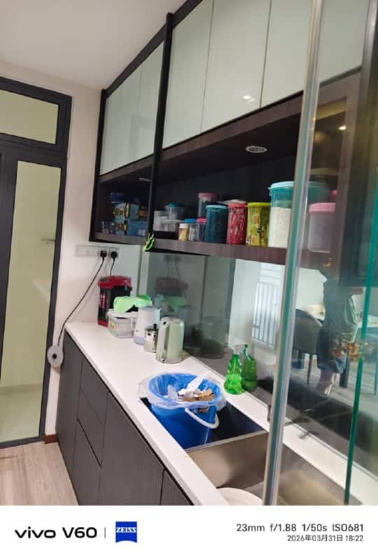 Service Apartment Crescent Bay Suites 5