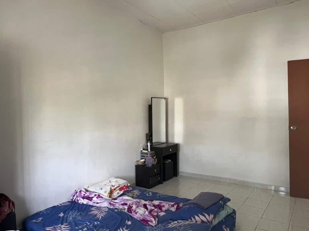 Double storey terrace Taman Puteri Wangsa 6