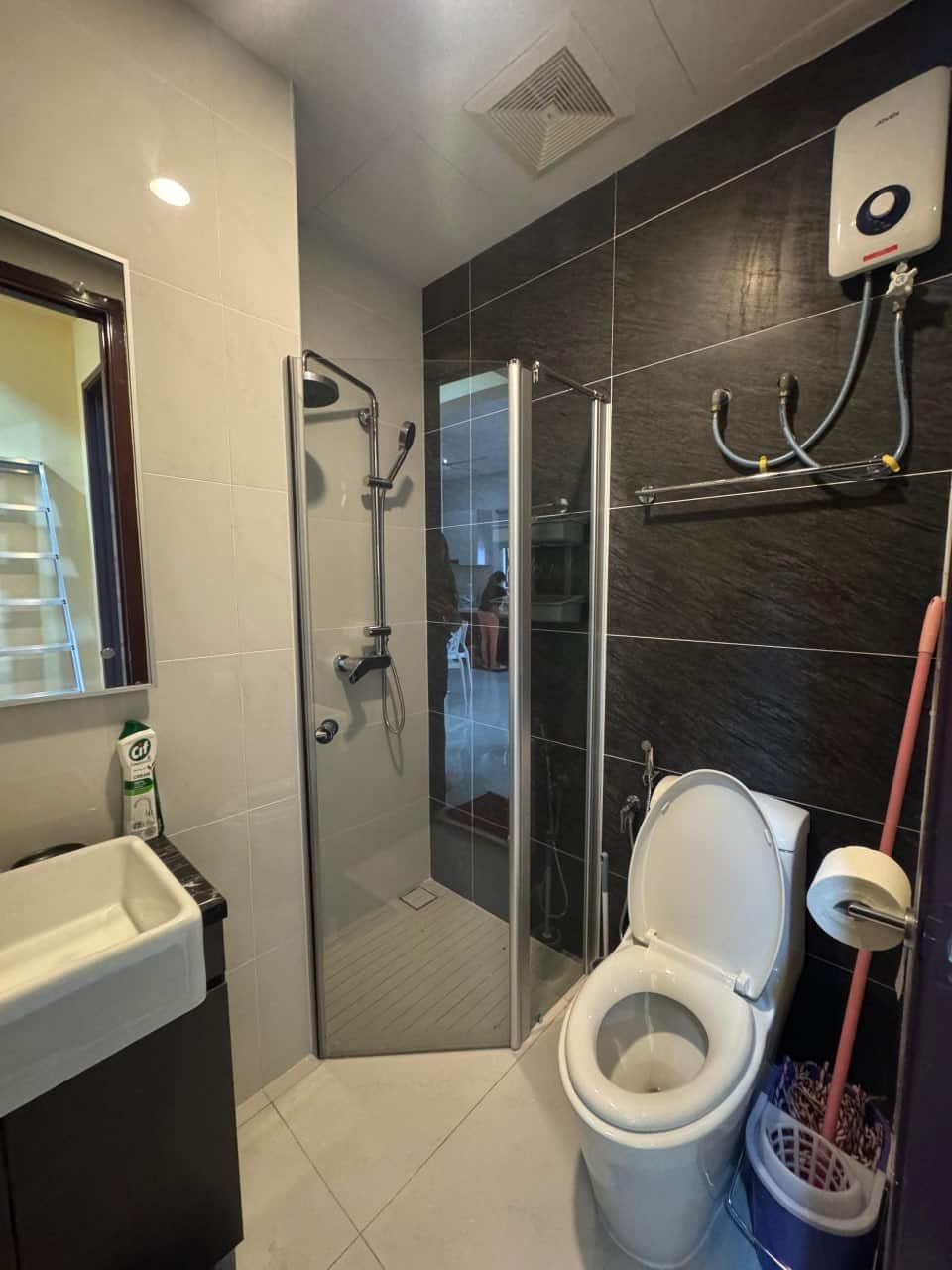 Service Apartment Royal Strand @ Country Garden Danga Bay 5