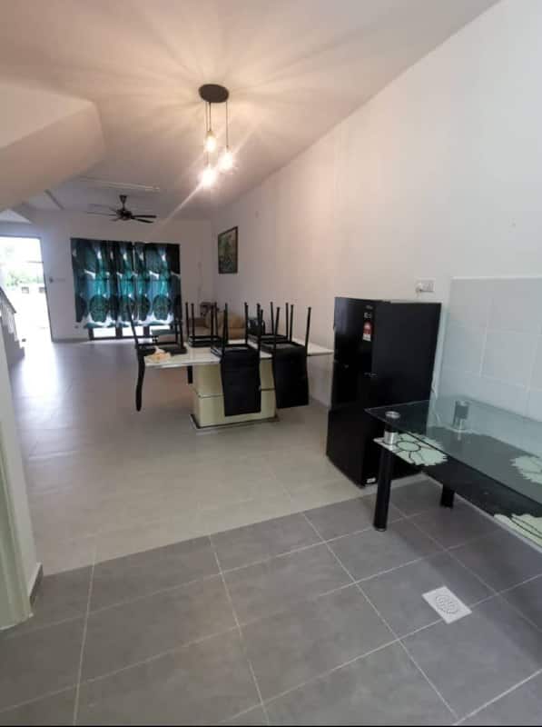Double Storey Shoplot Taman Senai Baru 2