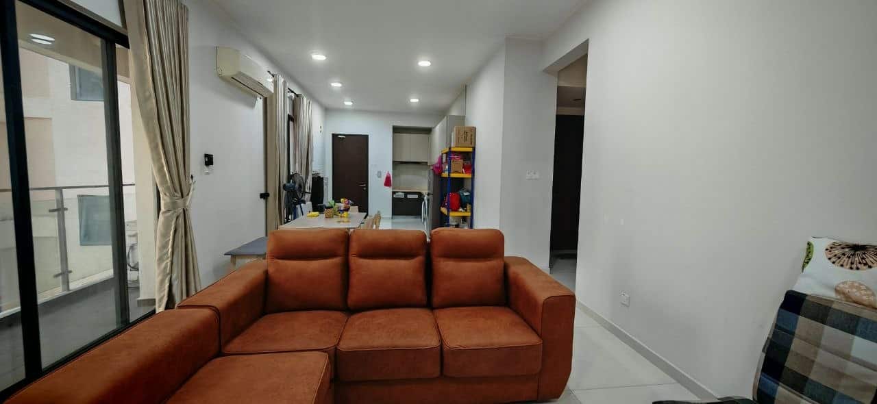 Master Bedroom with Balcony Sea View Danga Bay