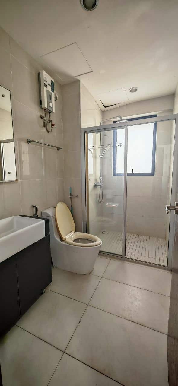 Master Bedroom with Balcony Sea View Danga Bay 7