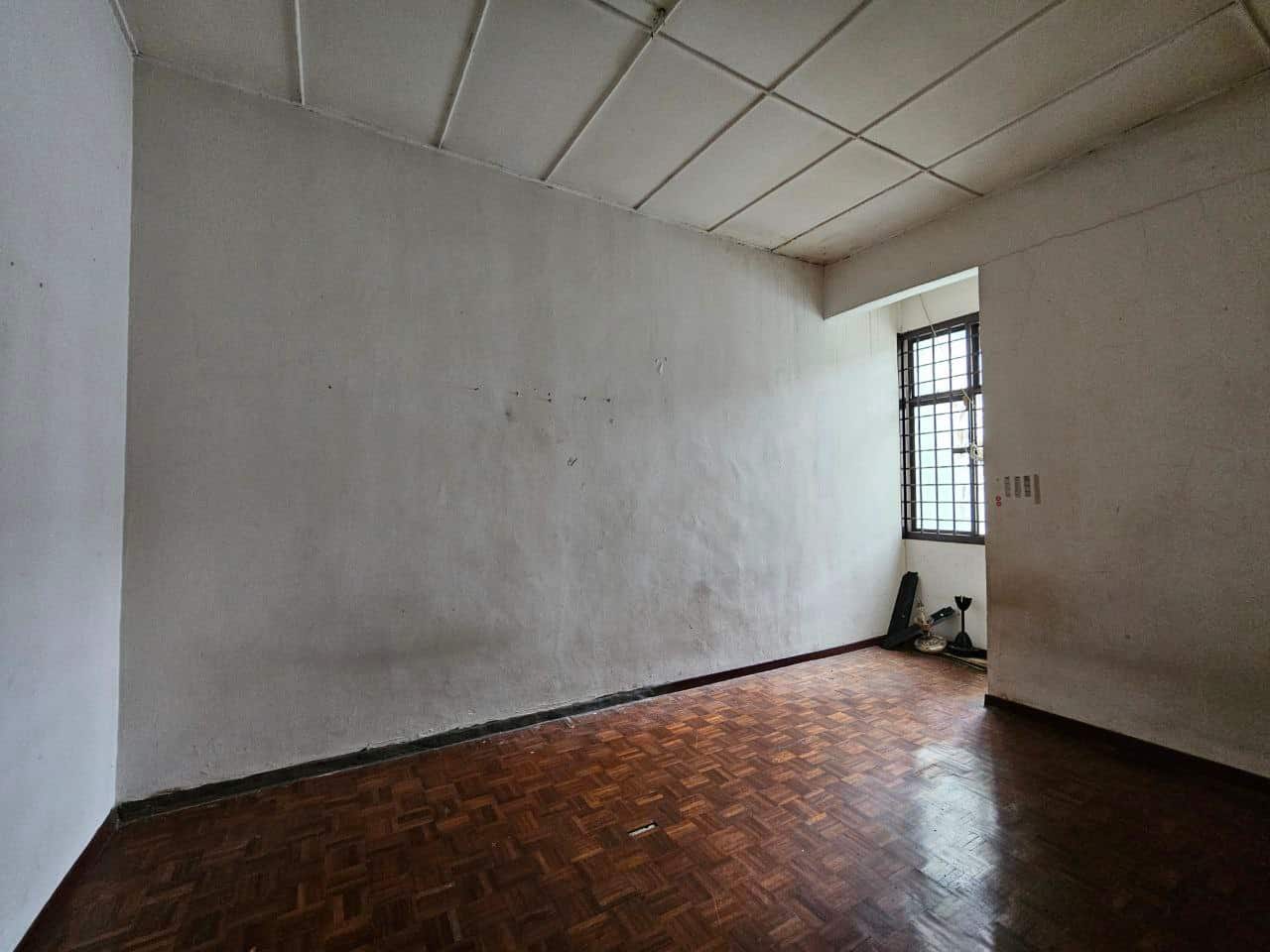 Double Storey End Lot Kulai Utama 3
