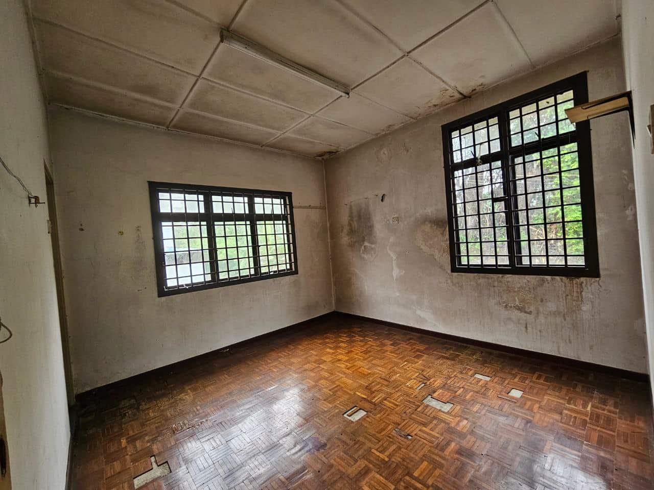 Double Storey End Lot Kulai Utama 8