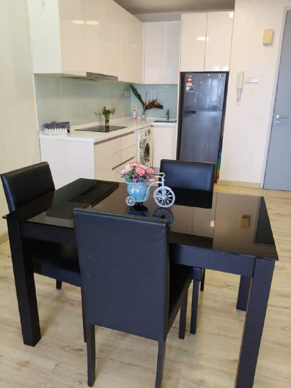 Condo Danga Bay 6