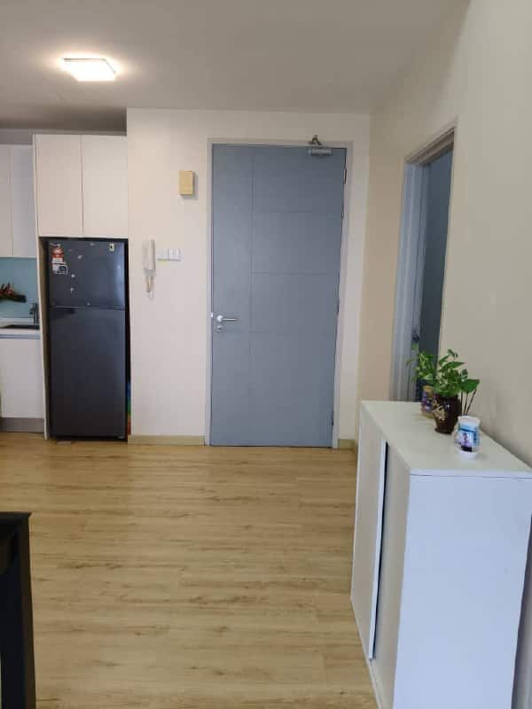 Condo Danga Bay 9