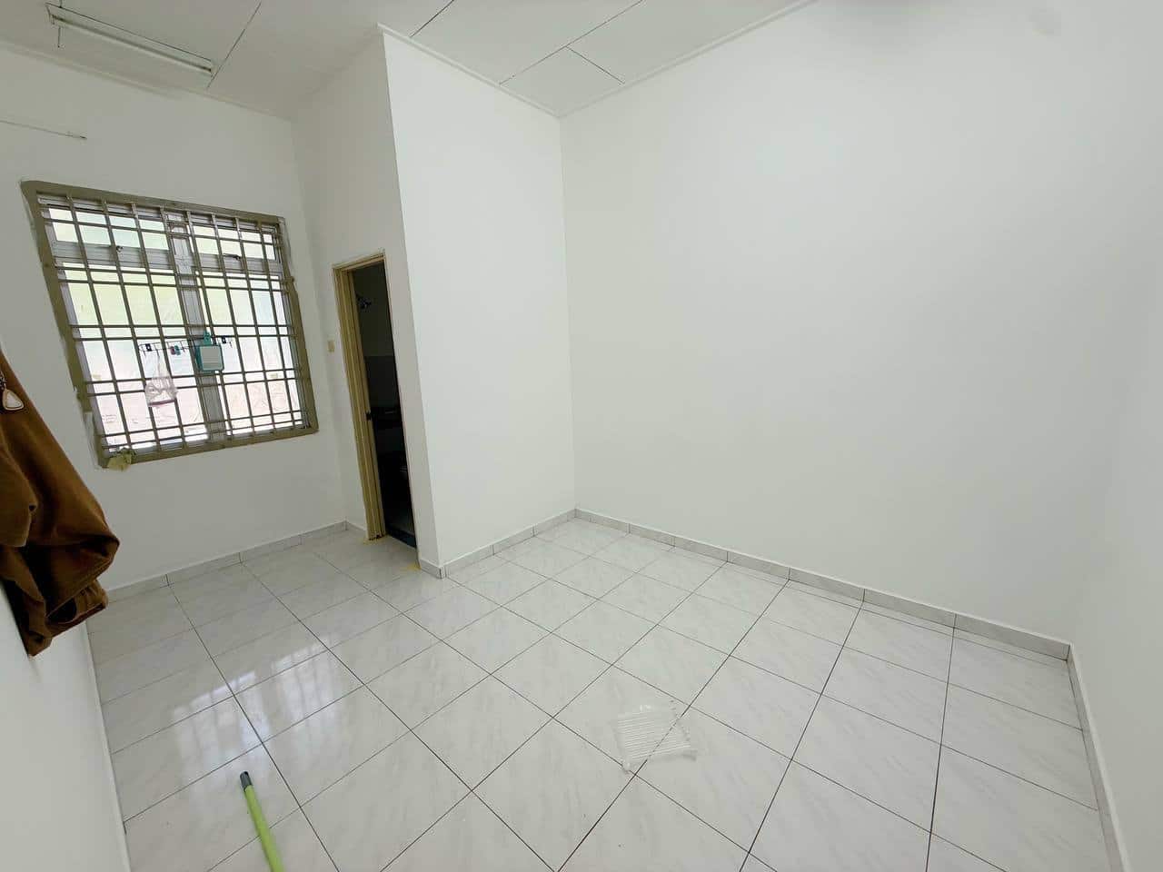 Single Storey Terrace Bandar Pulai Jaya 5