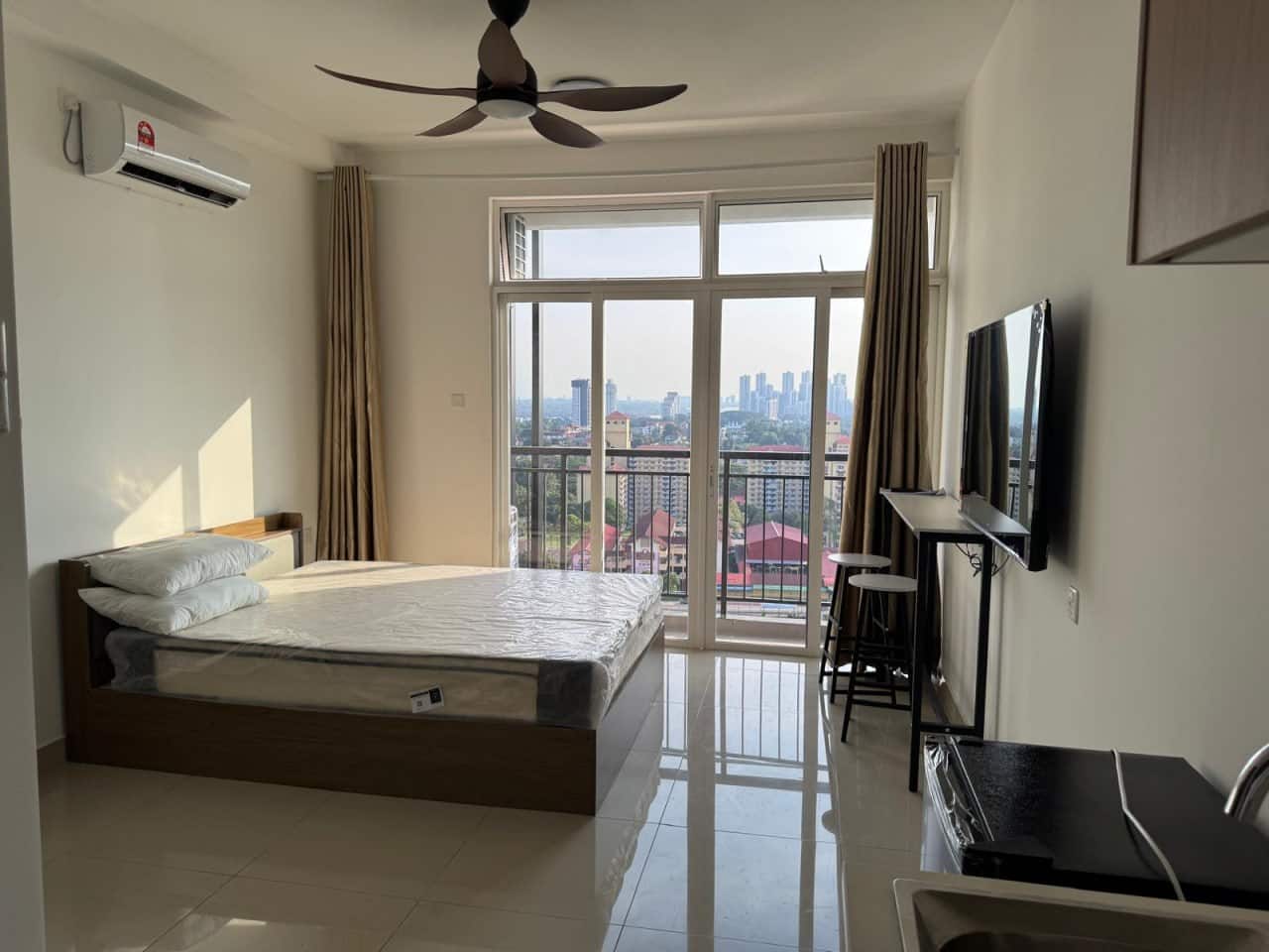 Service Apartment Trellis Residences 1