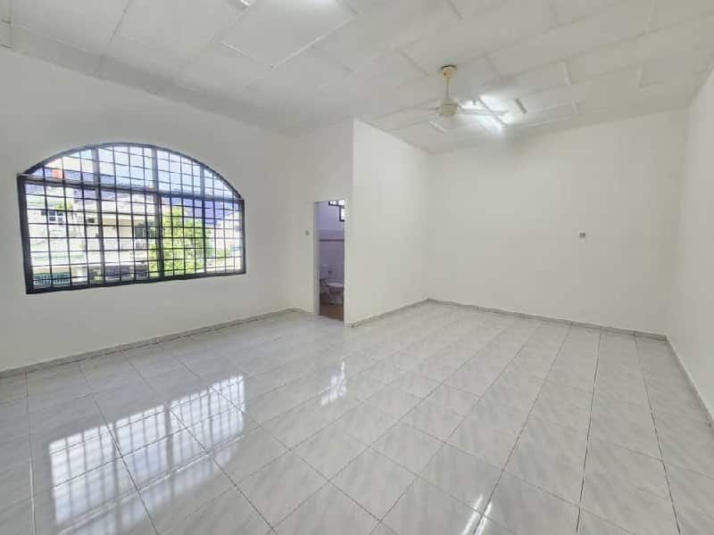 Double Storey Terrace House Pulai Utama 3