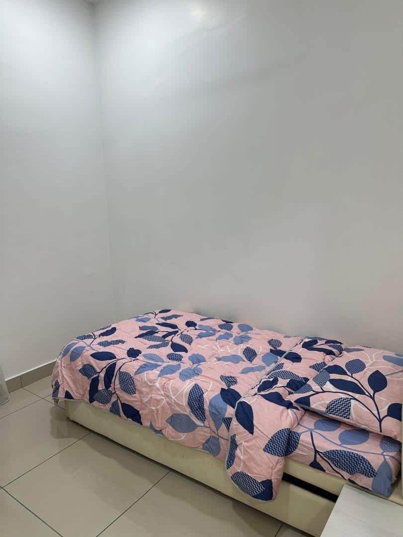 Condo Meridin Bayvue 9