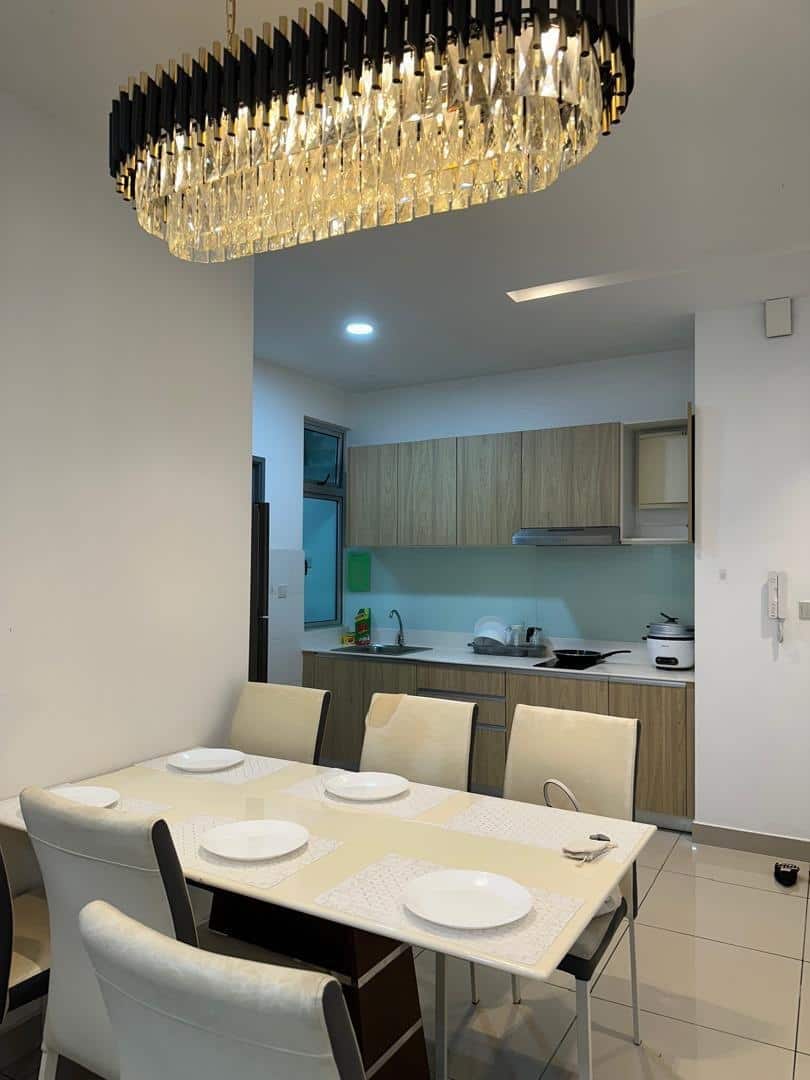 Condo Meridin Bayvue 3